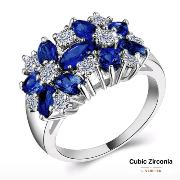 Jewelry - Silver Blue and White Cubic Zirconia Flower Ring Size 8